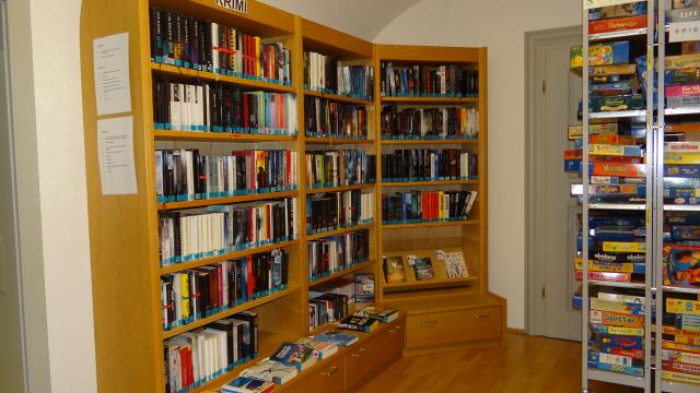 Pfarrbibliothek Helpfau-Uttendorf